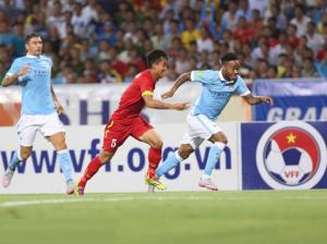 Hậu Việt Nam 1-8 Man City: Bóng đá xứ ta, mơ gì điều cao sang!